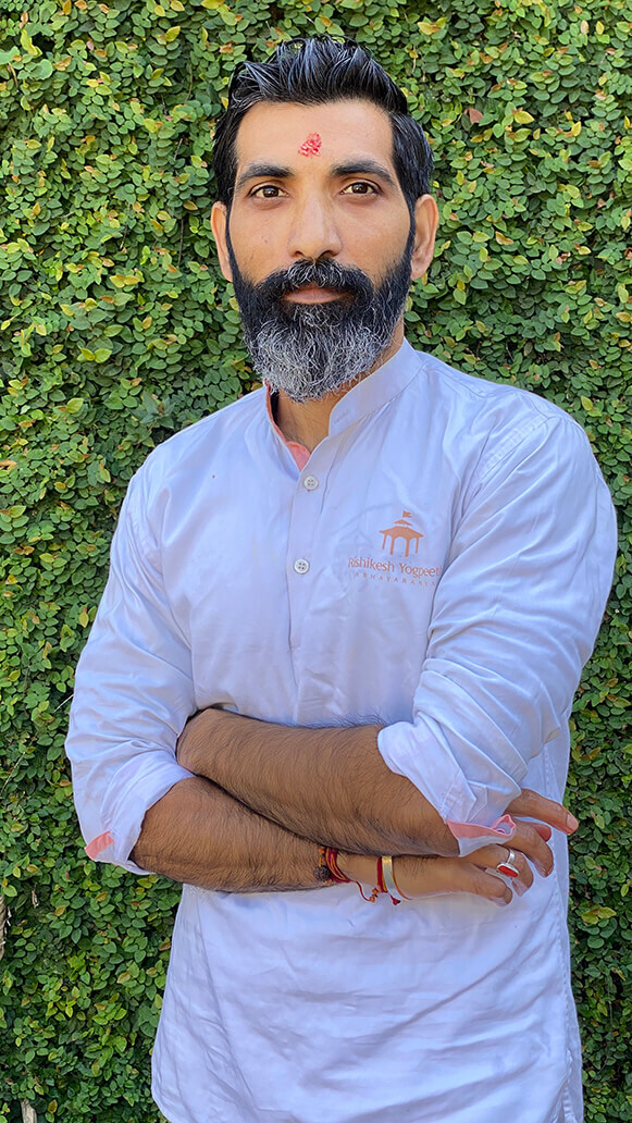 Amit Saklani - Yoga Instructor Yogshastram